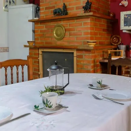 El Castillejo By Ruralidays Holiday home Alpandeire